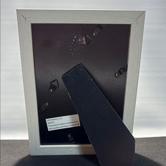 Cream Accented Picture Frame - Picture 4 of 5